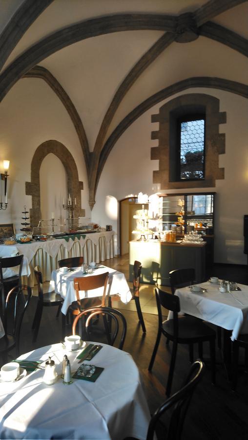 Hotel Kaiserhof Am Dom Regensburg Exterior photo